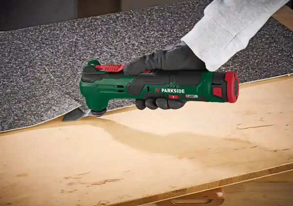 Bild 2 von PARKSIDE® Akku-Multifunktionswerkzeug 12 V »PAMFWS 12 A1« mit Akku