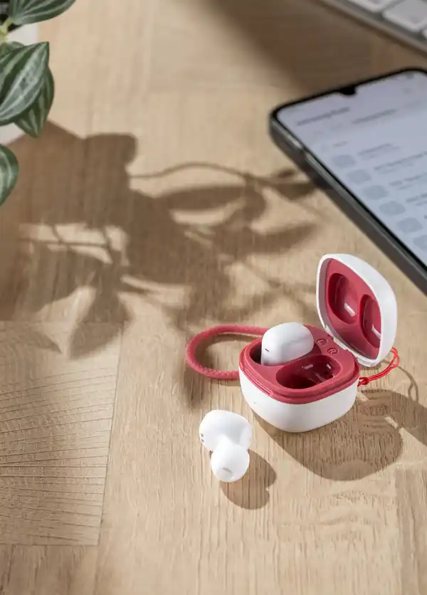 Bild 2 von IDEENWELT In-Ear-Bluetooth Kopfhörer weiß