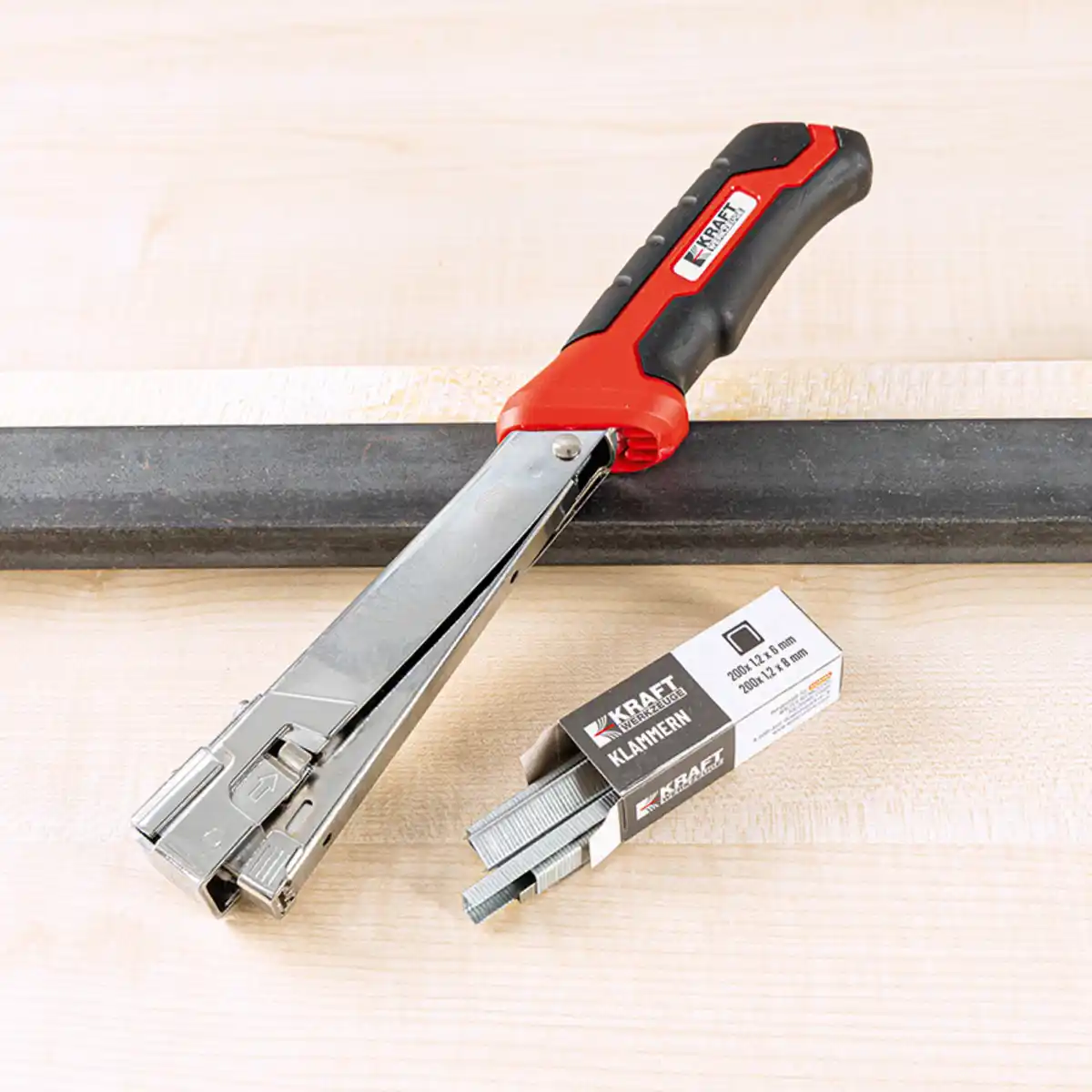 Bild 1 von Kraft Werkzeuge Hammer-Tacker