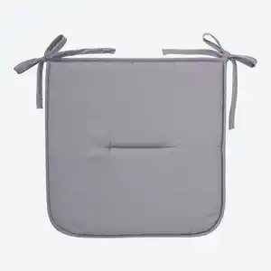 Stuhlkissen mit Bindebändern