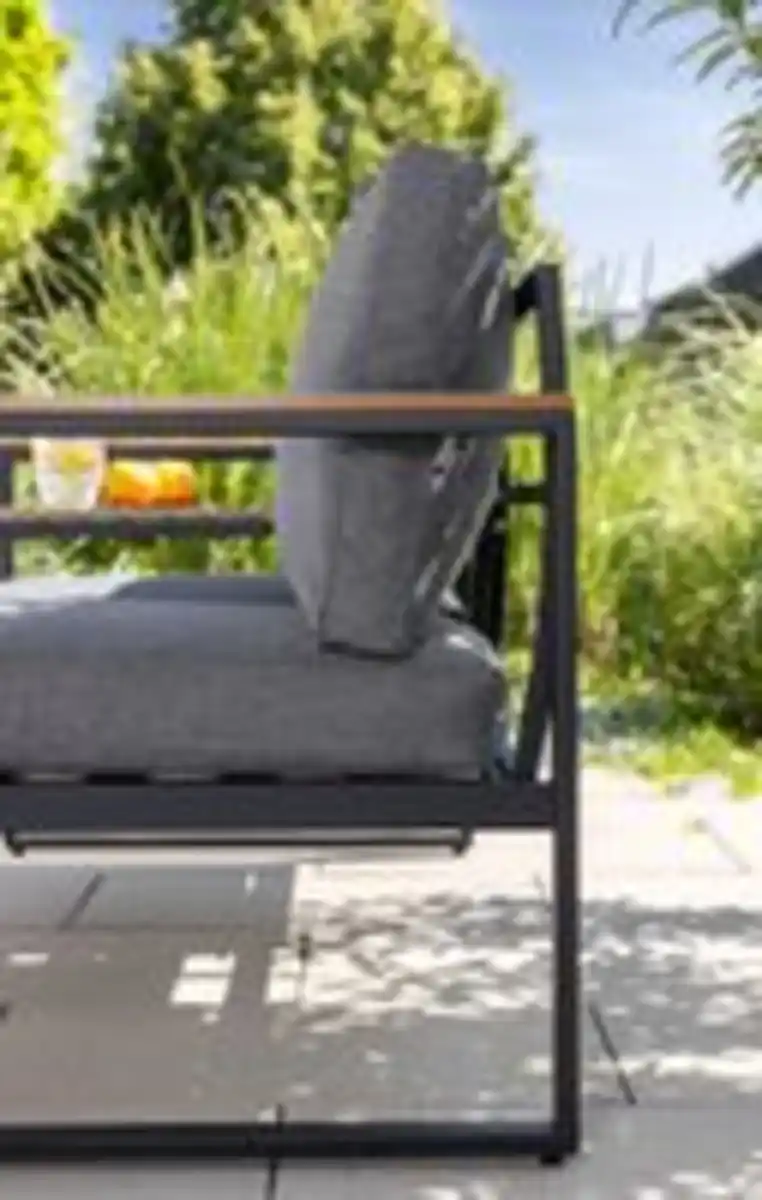 Bild 4 von Aluminium Gartensofa MANILA mit Tischablage aus Polywood & Polsterauflagen - Grau