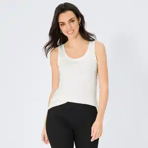 Damen-Top mit Herz-Detail aus Strasssteinen