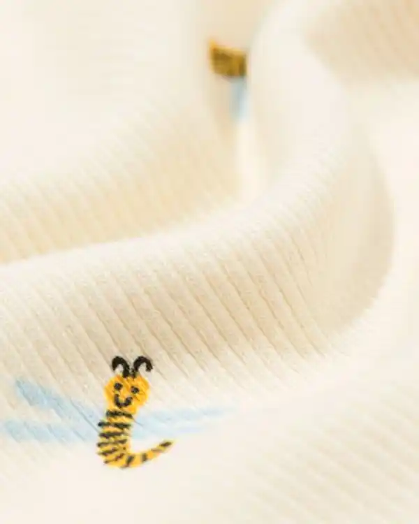 Bild 3 von Baby-Pyjama zum Mitwachsen, gerippt, mit Tieren eierschalenfarben