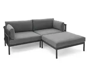 Komfortables Gartensofa mit separatem Hocker