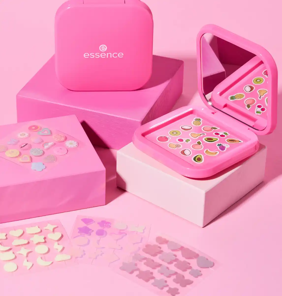 Bild 4 von essence spot squad PIMPLE PATCHES 01 Patch Me If You Can