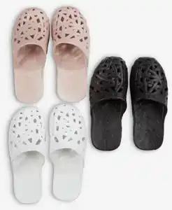 Sandalen GORDES Größe 37-42 div.