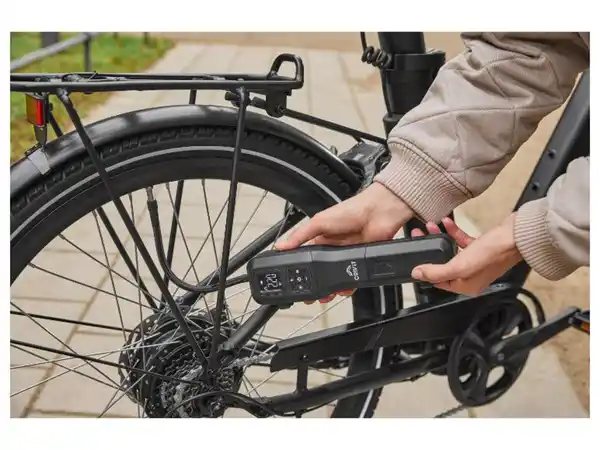 Bild 2 von CRIVIT Akku-Druckluftpumpe