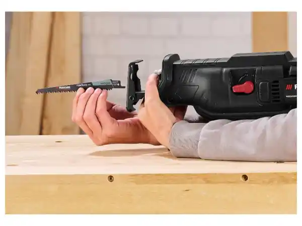 Bild 3 von PARKSIDE PERFORMANCE® Säbelsäge »PPFS 1200 A1«