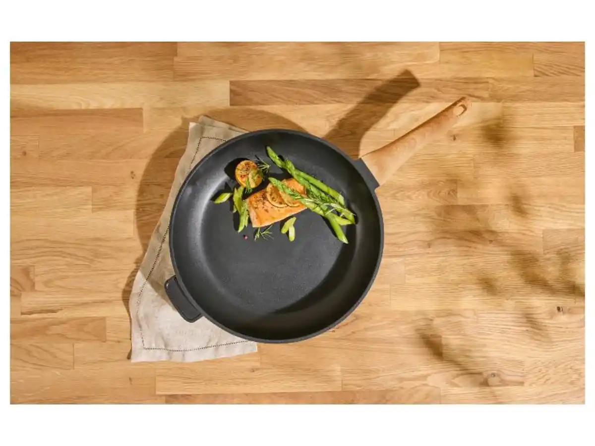 Bild 2 von SILVERCREST® Aluguss-Pfanne, Ø 32 cm