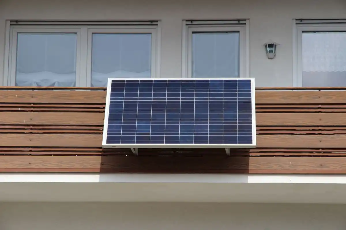 Bild 1 von SUNpay®300plus (MH), SUNkit®Balkonkraftwerk