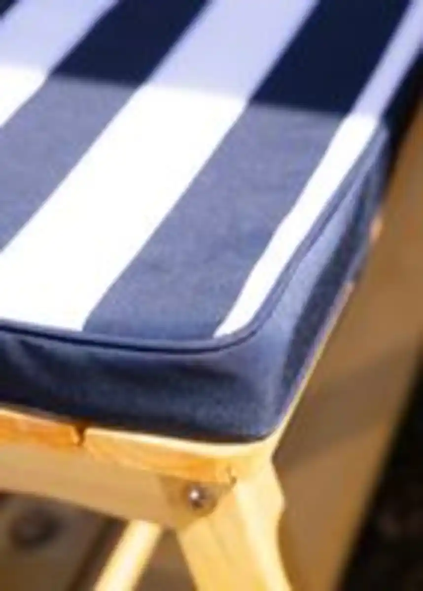 Bild 4 von Outdoor Kindersitzgruppe aus Tannenholz inkl. Schirm ca. 107 x 58 x 48 cm – Natur