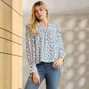 Damen-Bluse mit Blumenmuster