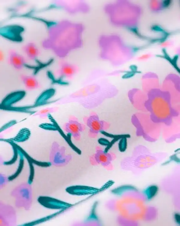 Bild 2 von Kinderbikini mit Blumen und Rüschen lila