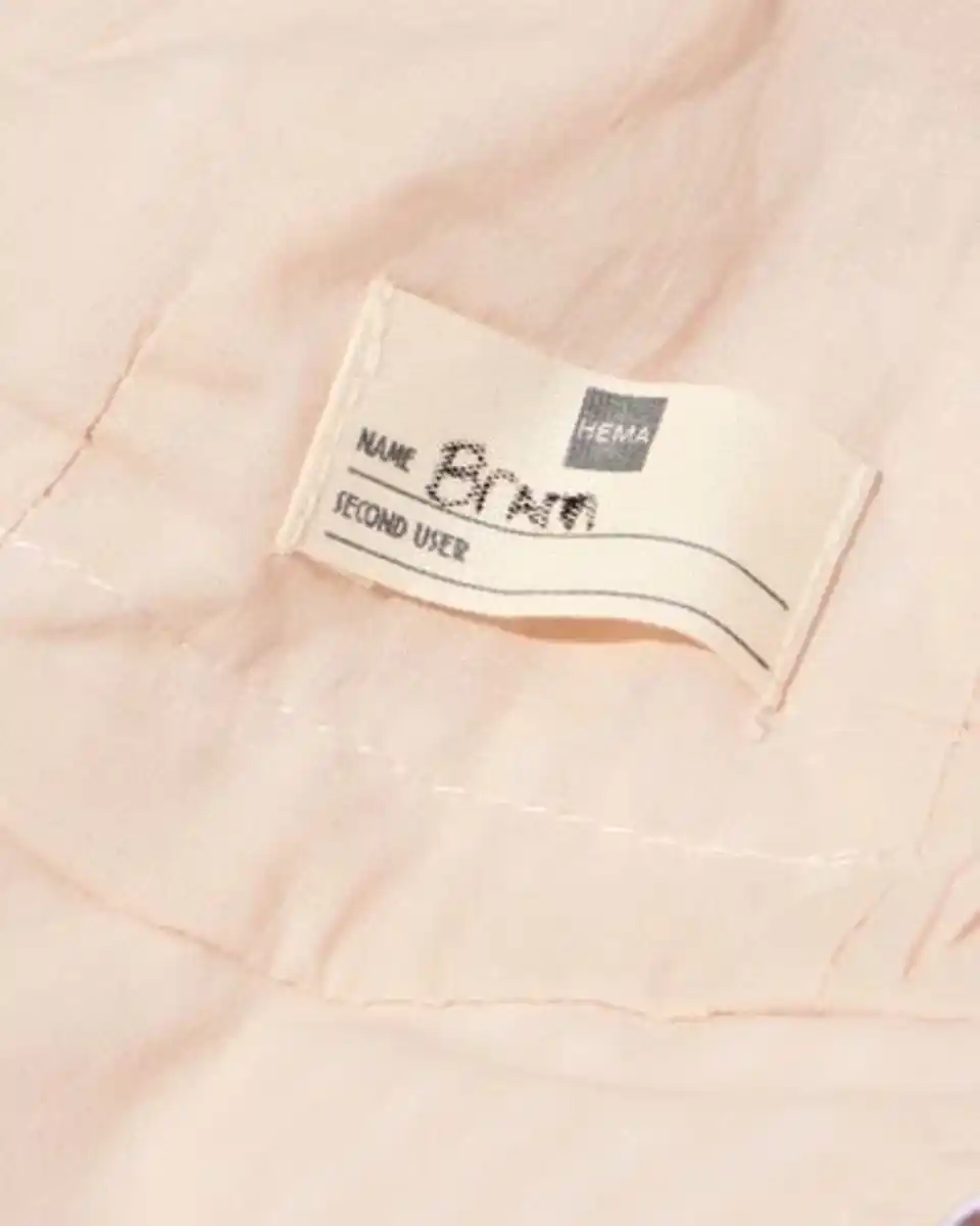 Bild 2 von Babymütze aus Seersucker mit Streifen beige