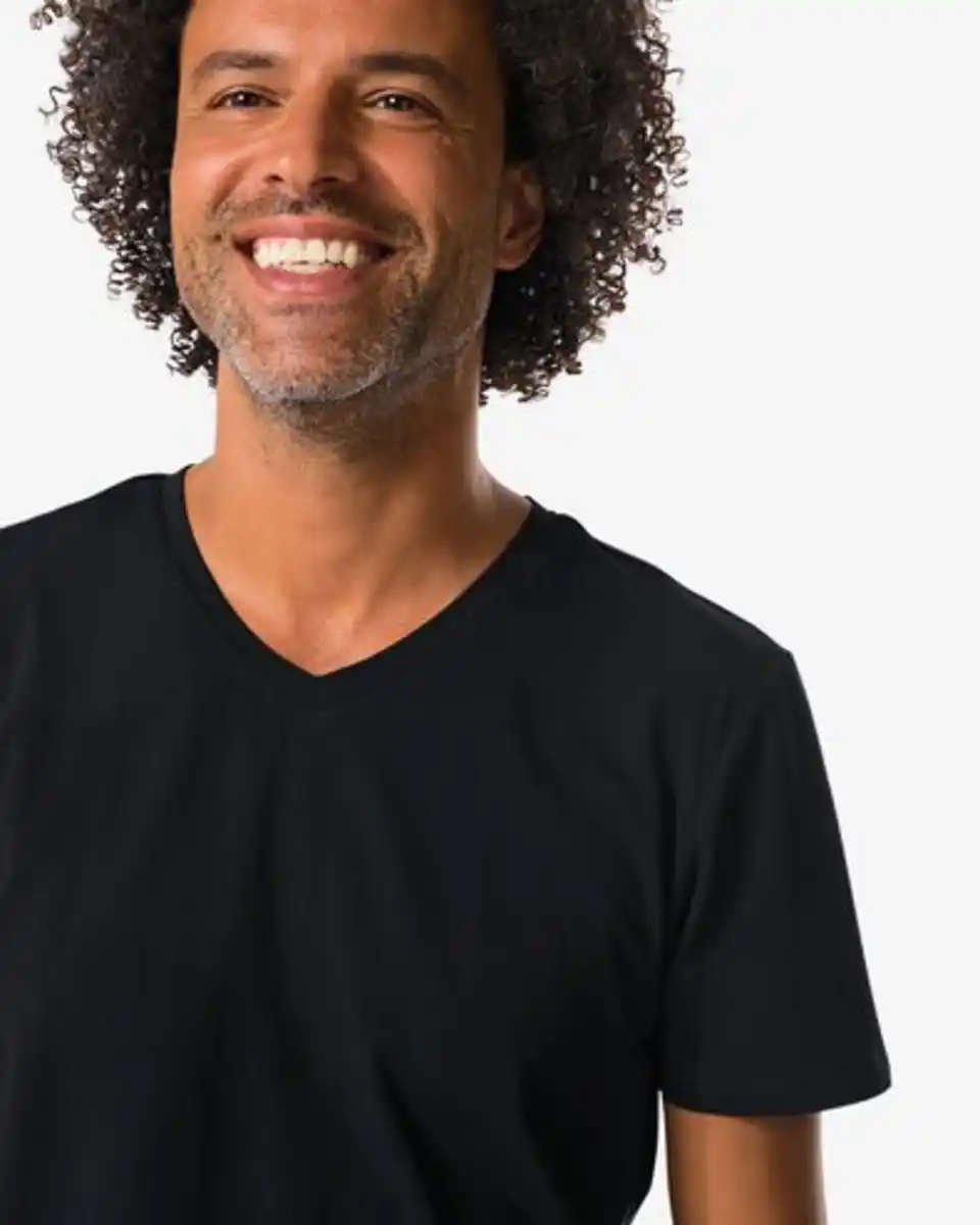 Bild 4 von Herren T-Shirts, Slim Fit, mit V-Ausschnitt – 2 Stück schwarz