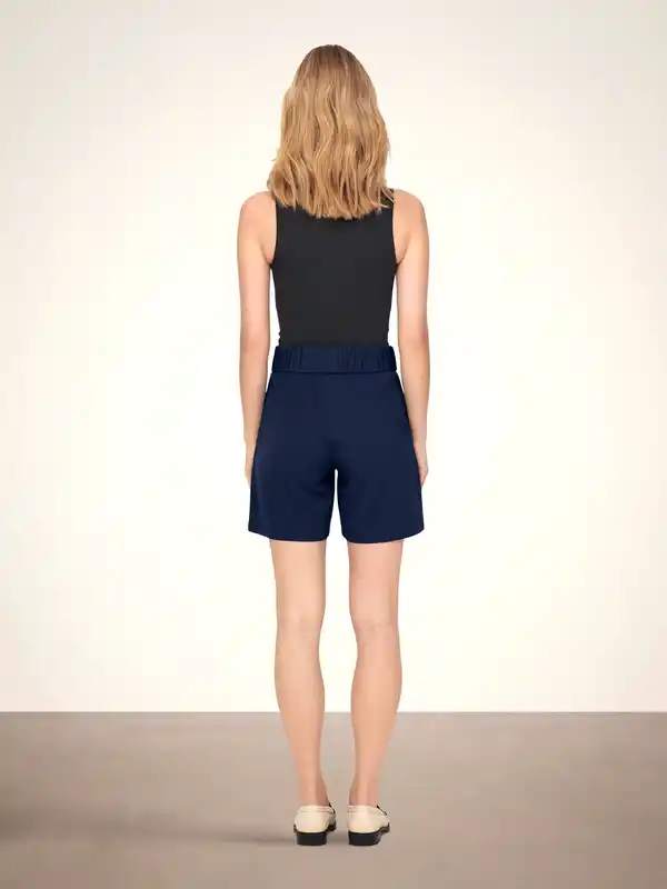 Bild 2 von JDY JDYLOUISVILLE CATIA L Shorts Schwarz