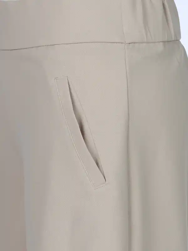 Bild 4 von JDY JDYLOUISVILLE CATIA L Shorts Braun