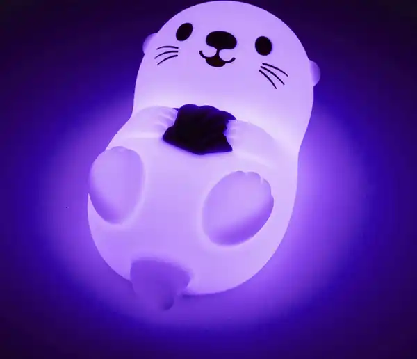 Bild 4 von IDEENWELT Silikon-Nachtlicht Otter