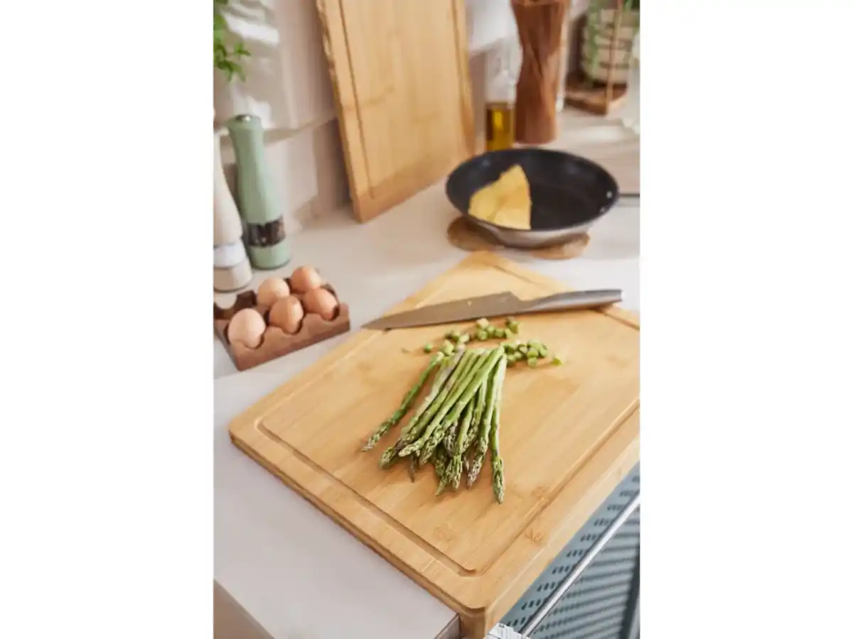 Bild 2 von LIVARNO HOME Bambus-Schneidebrett