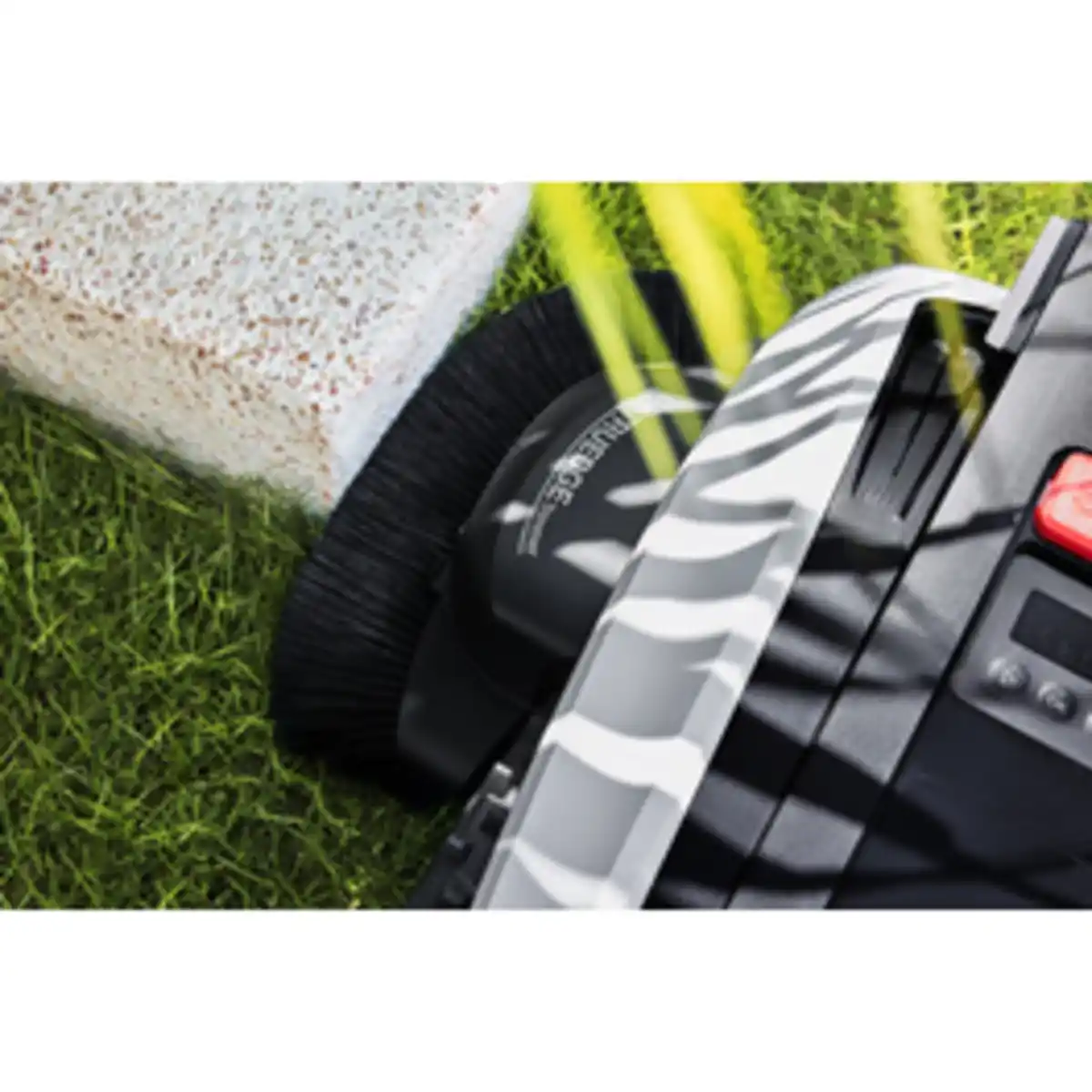 Bild 4 von Ecovacs Mähroboter »GOAT«, O1200 LiDAR PRO, für ca. 1200 m²