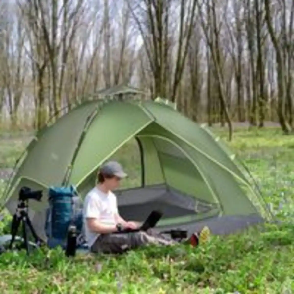 Bild 4 von Doppelzelt Campingzelt Outdoorzelt Familienzelt Quick-Up-Zelt 2 Erwachsene + 1 Kind 4 Jahreszeiten wasserdicht Tragetasche 2 Türen Polyester + Glasfaser Dunkelgrün 210 x 210 x 140 cm