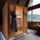 Bild 2 von Finnische Sauna MINTO 150x130 Kabine aus Hemlock Tannenholz mit 4,5 kW Harvia Ofen