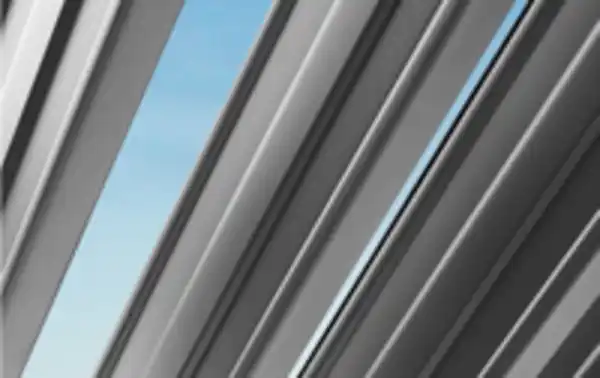 Bild 2 von Aluminium-Pergola mit beweglicher Flügeltür, ca. 3 x 3,6 m - Dunkelbraun