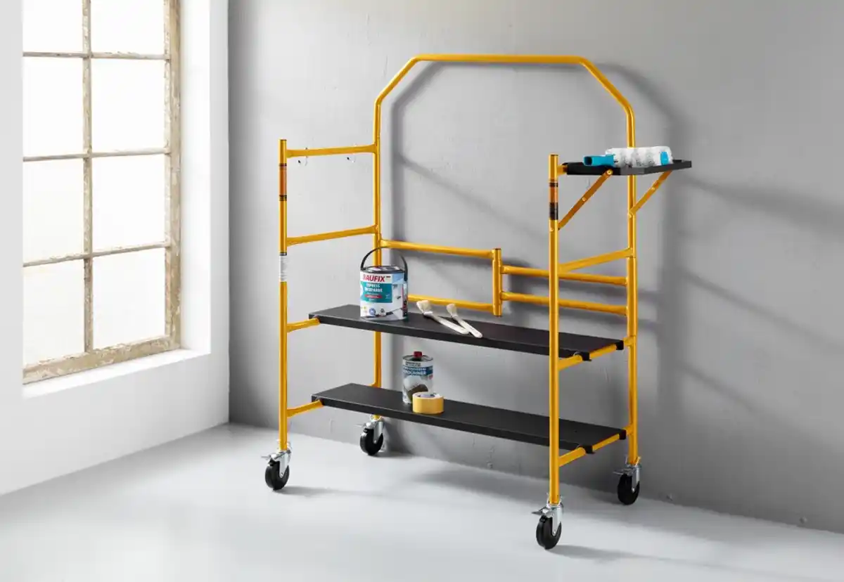 Bild 1 von Mobiles Mini Arbeitsgerüst 226 kg Belastbarkeit faltbar gelb