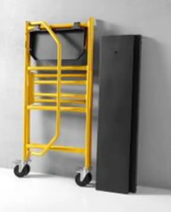 Bild 3 von Mobiles Mini Arbeitsgerüst 226 kg Belastbarkeit faltbar gelb