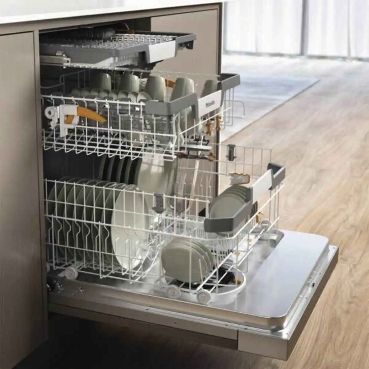 Bild 2 von Miele G 7601 SCi AD Energy Hero
