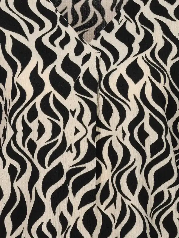 Bild 3 von Damen Crepe Shirt mit Alloverprint Schwarz