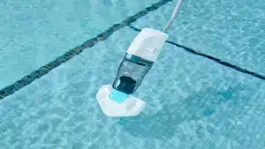INTEX Unterwasser-Akku-Handstaubsauger