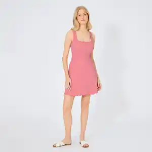 Damen-Kleid mit Karree-Ausschnitt