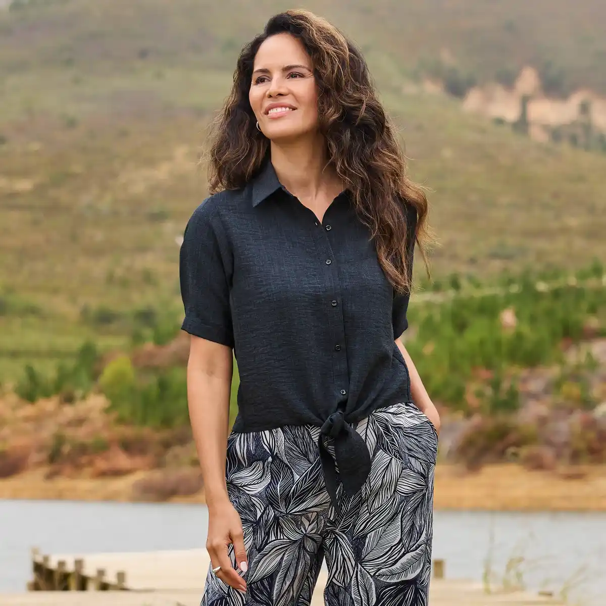Bild 1 von Damen-Bluse mit Knopfleiste