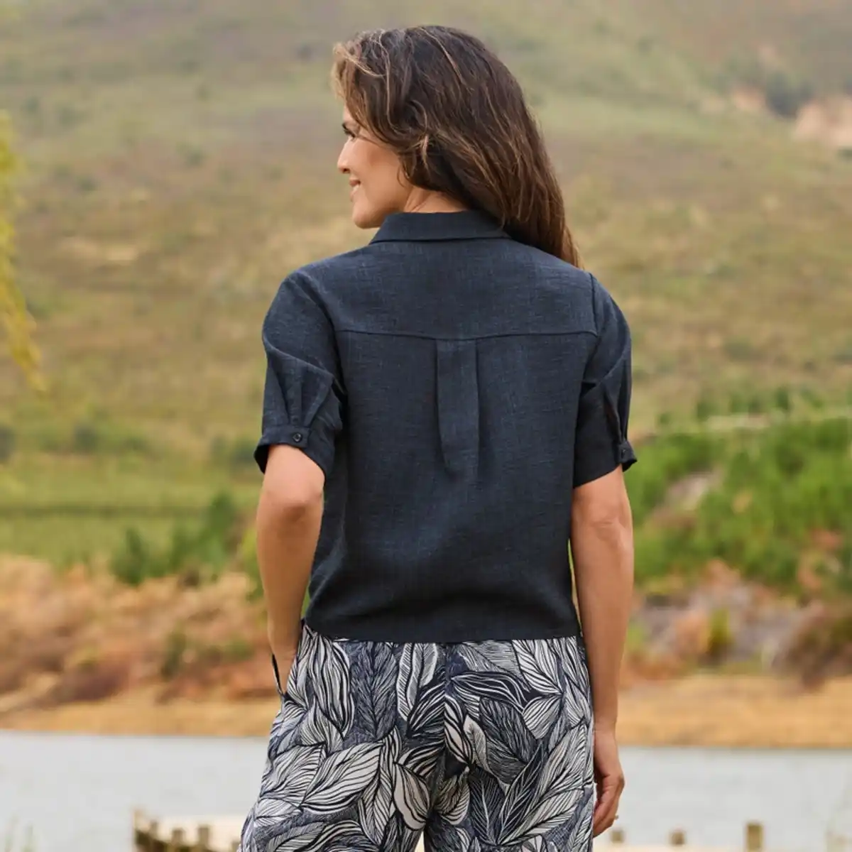 Bild 4 von Damen-Bluse mit Knopfleiste
