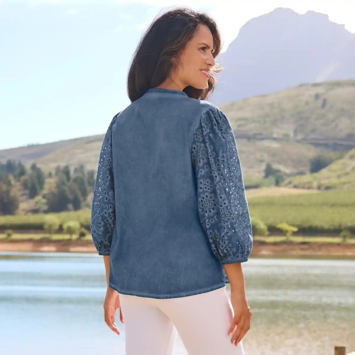 Bild 4 von Damen-Bluse mit Stickerei