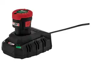 PARKSIDE® 12 V / 2 Ah Akku »PAPK 12 A4« und 2,4 A Ladegerät »PLGK 12 A3«