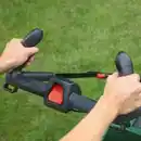 Bild 2 von Bosch Akku-Rasenmäher Citymower 18V-32-300, inkl. 5.0Ah Akku und Ladegerät