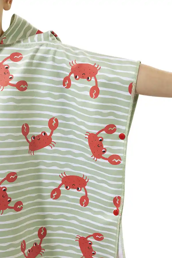 Bild 3 von IDEENWELT Kinder-Badeponcho klein