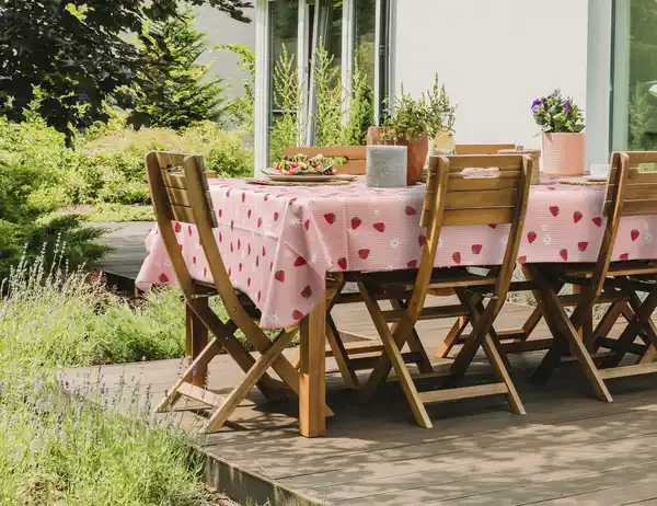 Bild 3 von IDEENWELT Abwischbare Tischdecke Erdbeeren