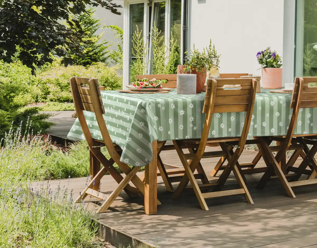 Bild 2 von IDEENWELT Abwischbare Tischdecke Blumen