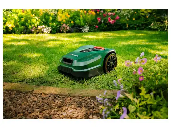 Bild 2 von PARKSIDE® 20 V Mähroboter City Smart »PAMRC 250 A1 City «, mit Akku und Ladestation
