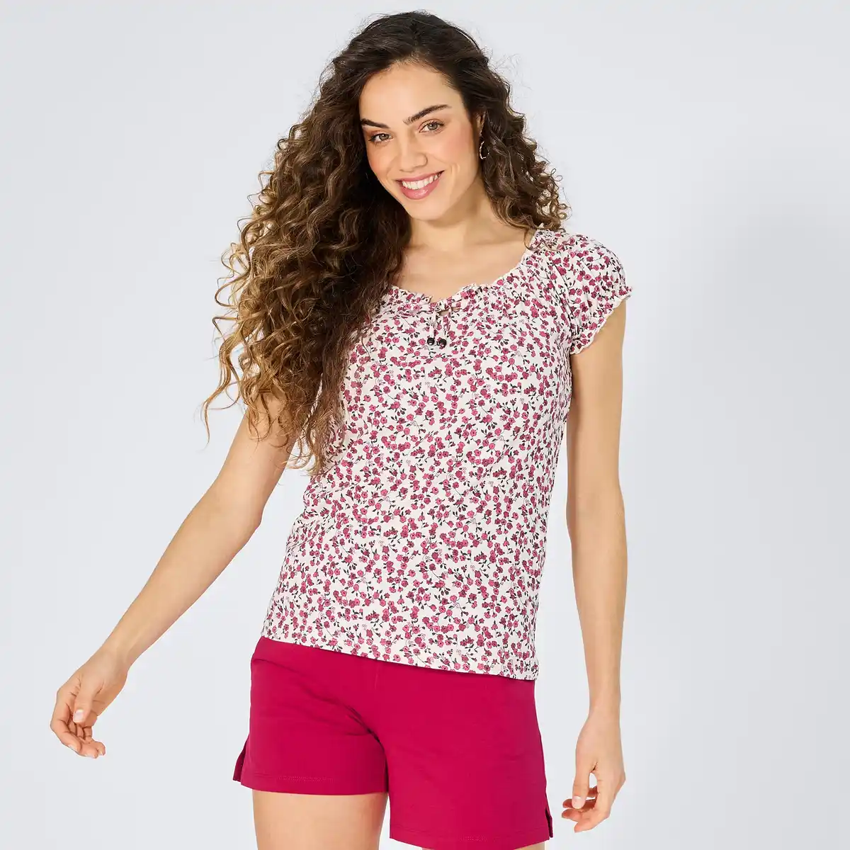 Bild 1 von Damen-T-Shirt mit Carmen-Ausschnitt