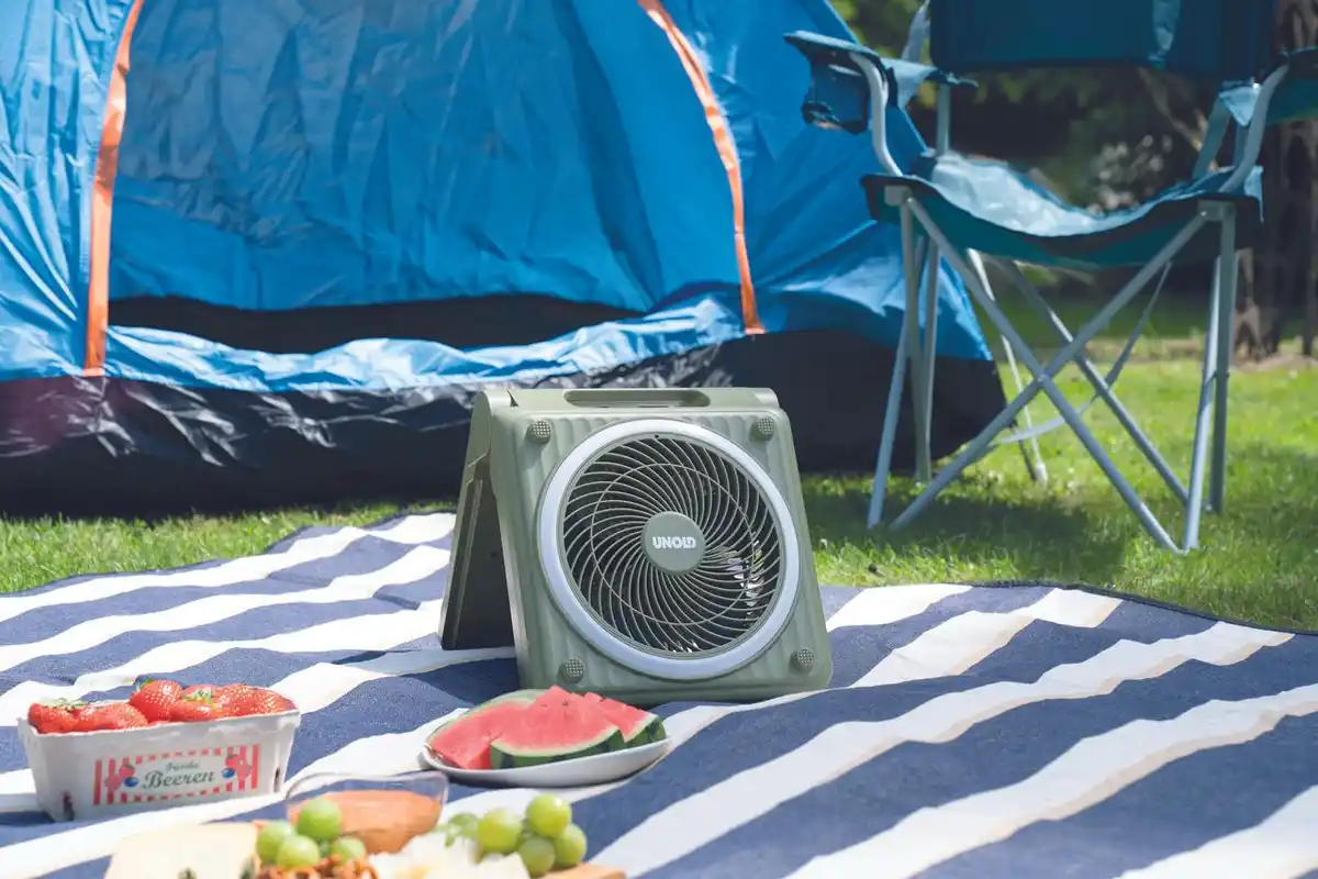 Bild 4 von Solarventilator Camping Grün