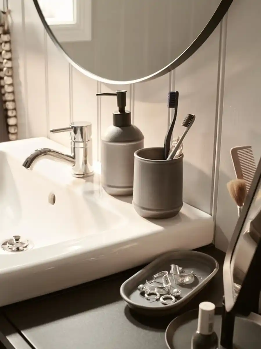 Bild 3 von TVÅLSJÖN Badezimmer-Set 3-tlg.