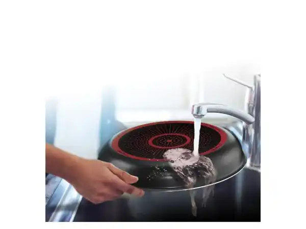 Bild 3 von Tefal Ingenio Essential 4-teiliges Topf- und Pfannenset, abnehmbarer Griff, Antihaftversiegelung, stapelbar »L1539632«""