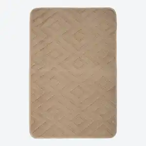 Teppich in verschiedenen Designs und Größen