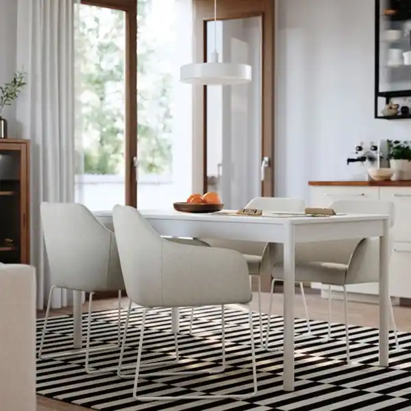 Bild 2 von TONSTAD / TOSSBERG Tisch und 4 Stühle, elfenbeinweiß/Gunnared beige weiß, 150x80 cm
