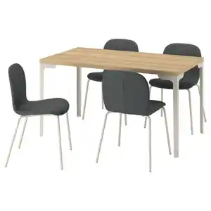 SKÅLSTA Tisch und 4 Stühle, Eichenachbildung gerade hell graubeige/Knäbäck dunkelgrau röhrenförmig. Metall/hell graubeige, 140x80 cm
