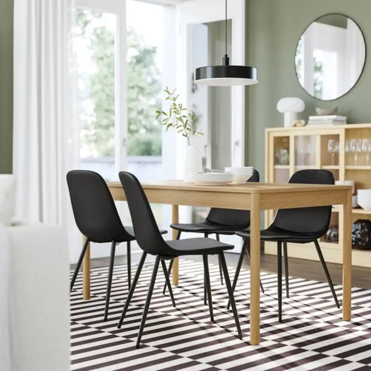 Bild 2 von TONSTAD / NORDMANSSKÄR Tisch und 4 Stühle, Eichenfurnier/Bomstad schwarz schwarz, 150x80 cm